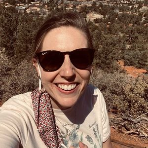 Meet your Posher, Sabrina